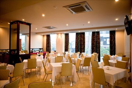Hue Smile Hotel Εστιατόριο φωτογραφία